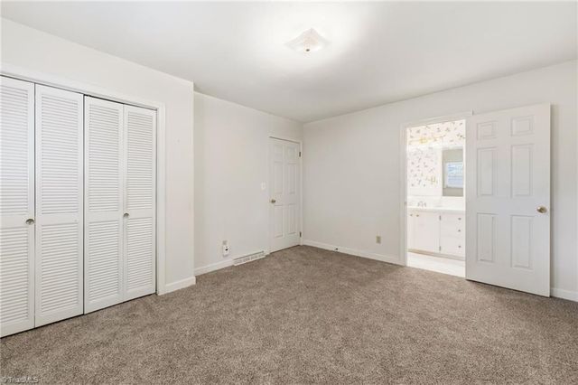 3533 Woodmere Place, Winston-salem, NC 27106