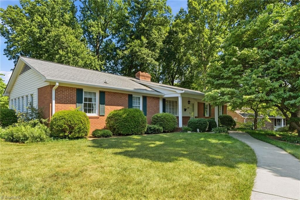 3533 Woodmere Place, Winston-salem, NC 27106