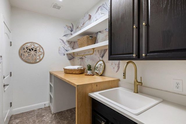 5420 Cherokee Draw RD, Austin, TX 78738