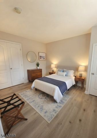 16 E Kinney St, Newark City, NJ 07102