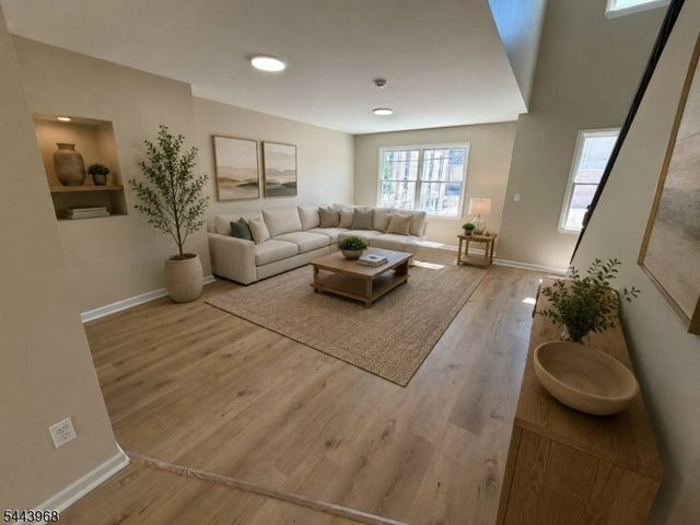 16 E Kinney St, Newark City, NJ 07102