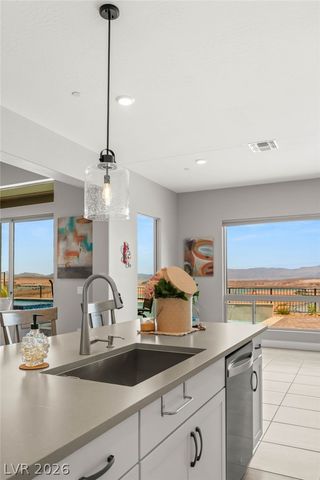 160 Stone Mesa Court, Henderson, NV 89011