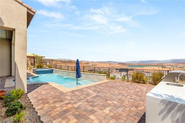 160 Stone Mesa Court, Henderson, NV 89011