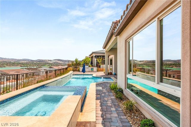 160 Stone Mesa Court, Henderson, NV 89011