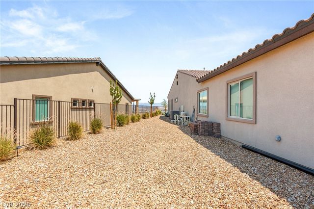 160 Stone Mesa Court, Henderson, NV 89011