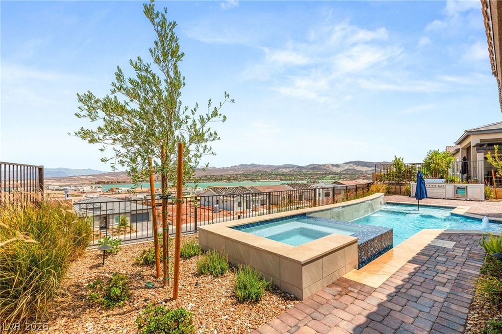 160 Stone Mesa Court, Henderson, NV 89011