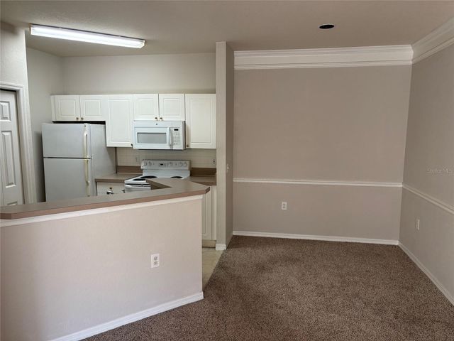 5180 NORTHRIDGE ROAD 105, Sarasota, FL 34238