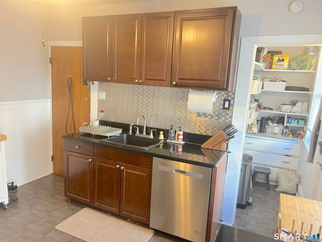 59 Morehouse Street, Bridgeport, CT 06605