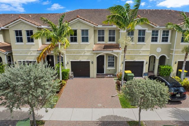 2377 SE 14th St, Homestead, FL 33035