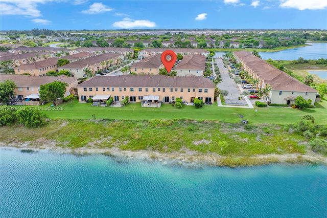 2377 SE 14th St, Homestead, FL 33035