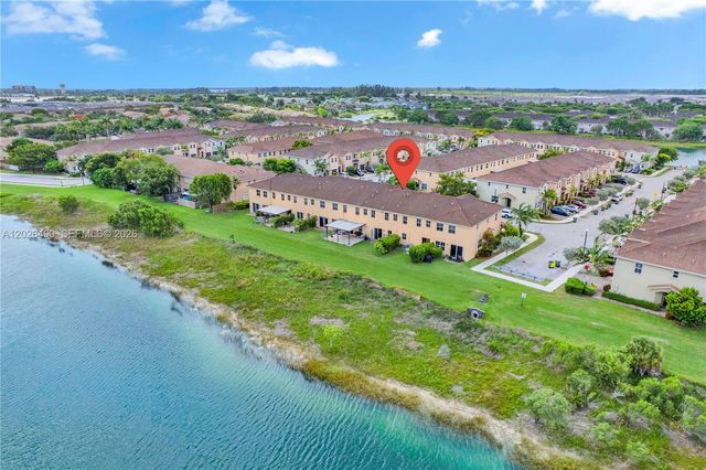 2377 SE 14th St, Homestead, FL 33035