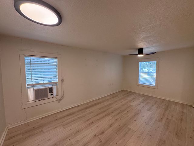 331 Frosty Hollow Road, Denison, TX 75021