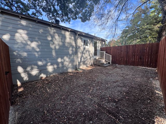 331 Frosty Hollow Road, Denison, TX 75021
