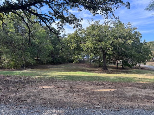 331 Frosty Hollow Road, Denison, TX 75021