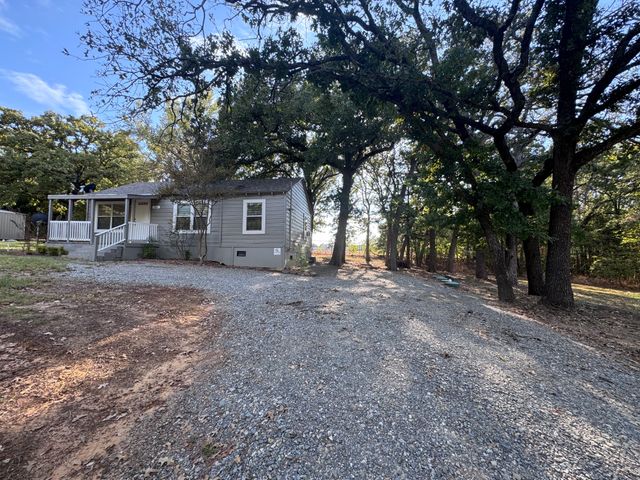 331 Frosty Hollow Road, Denison, TX 75021