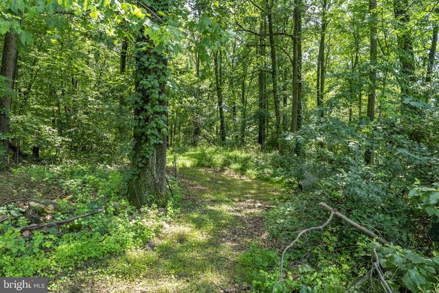 446 ALLEGHENYVILLE RD, Mohnton, PA 19540