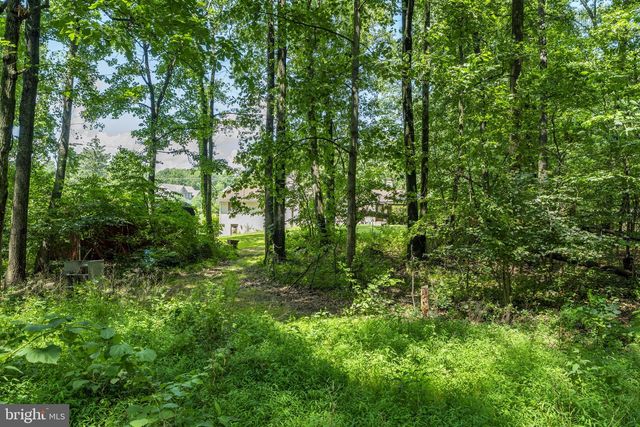 446 ALLEGHENYVILLE RD, Mohnton, PA 19540