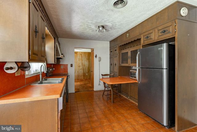 446 ALLEGHENYVILLE RD, Mohnton, PA 19540