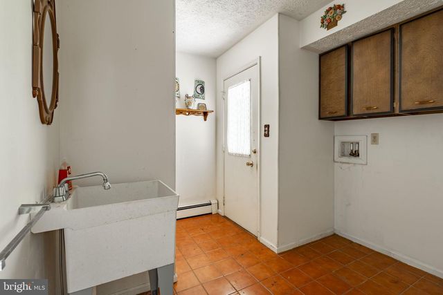 446 ALLEGHENYVILLE RD, Mohnton, PA 19540