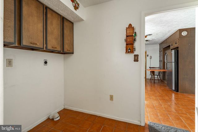 446 ALLEGHENYVILLE RD, Mohnton, PA 19540