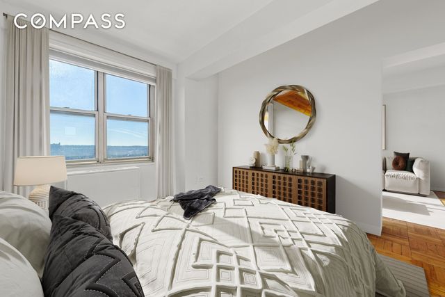 10740 Queens Blvd Apt 16G, New York City, NY 11375