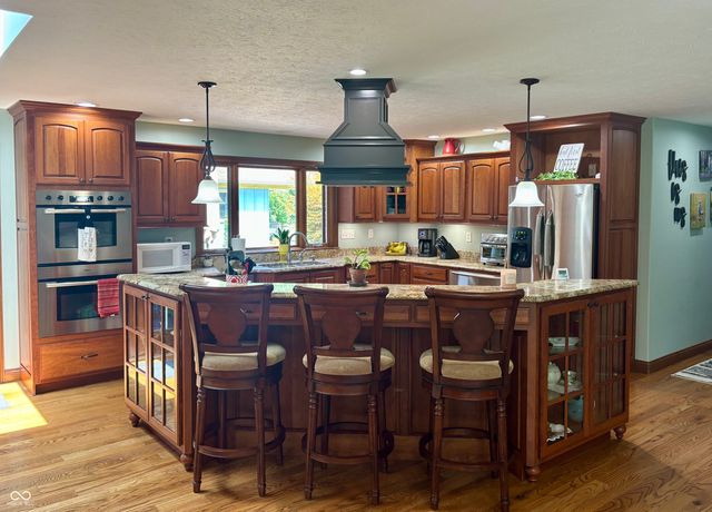 72 E Maple Drive, Franklin, IN 46131