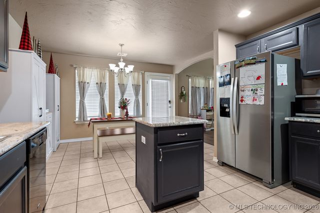 4627 Lakeshore Drive, Ardmore, OK 73401