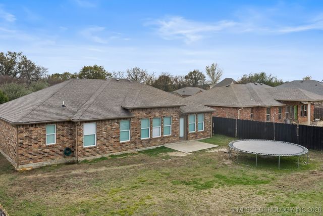 4627 Lakeshore Drive, Ardmore, OK 73401