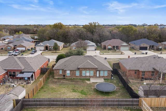 4627 Lakeshore Drive, Ardmore, OK 73401