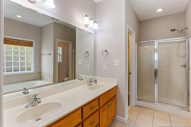 933 Dalmore Drive, Fayetteville, NC 28311