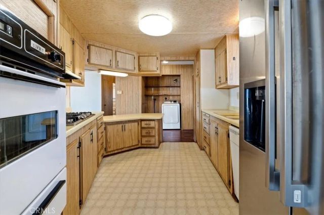 28911 Via La Rueda, Murrieta, CA 92563