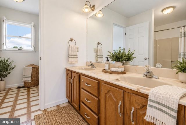 367 STRAWBERRY RD, New Freedom, PA 17349