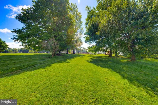 367 STRAWBERRY RD, New Freedom, PA 17349