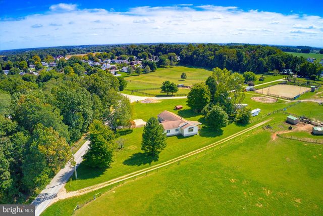 367 STRAWBERRY RD, New Freedom, PA 17349