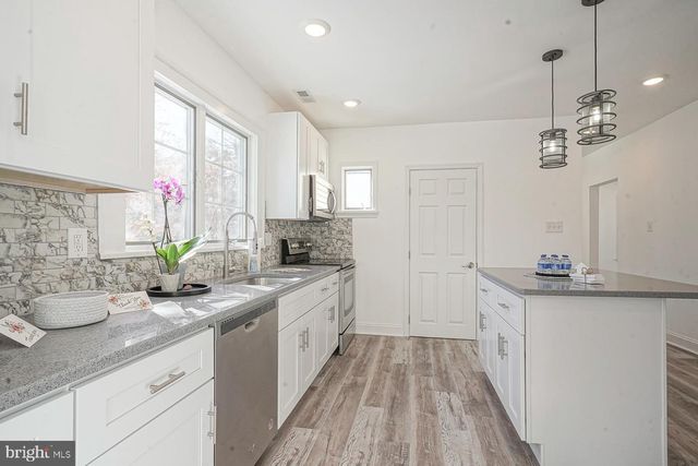 155 CEDAR AVE, Pitman, NJ 08071