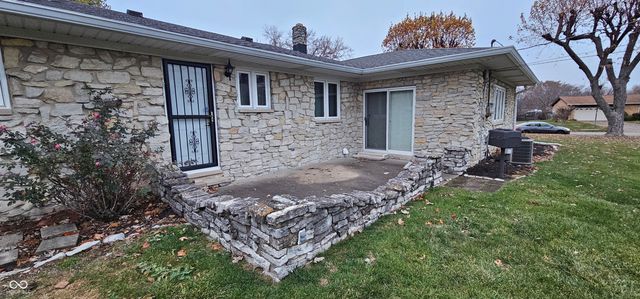 8135 Bishops Lane, Indianapolis, IN 46217