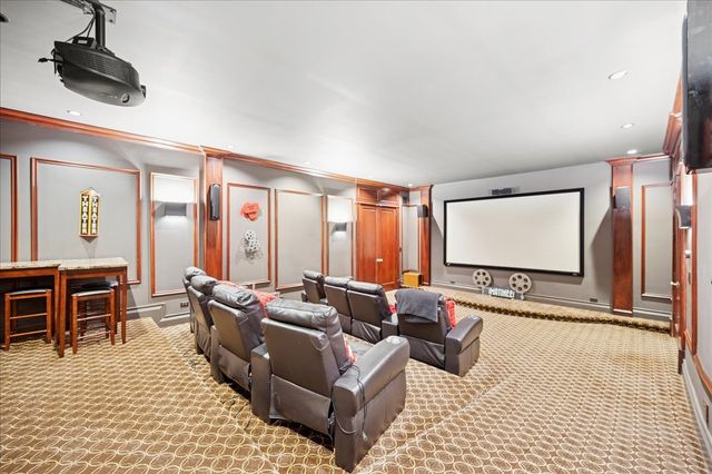 24 Bridlewood Road, Northbrook, IL 60062