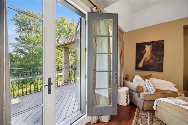 24 Bridlewood Road, Northbrook, IL 60062