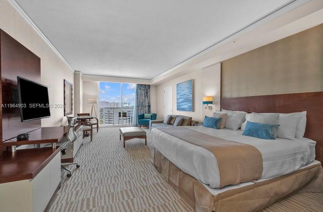 18001 Collins Ave 917, Sunny Isles Beach, FL 33160