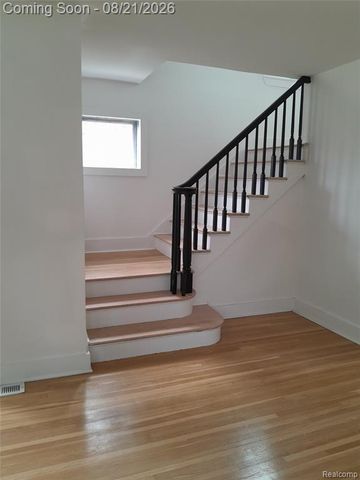 7729 Hartwell Street, Dearborn, MI 48126