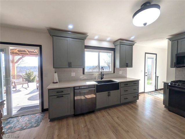 81 Mineral Heights Drive, Mineral Wells, WV 26150