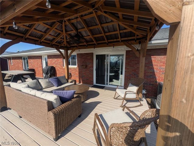 81 Mineral Heights Drive, Mineral Wells, WV 26150