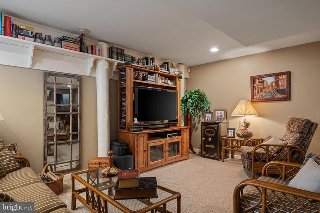 16 BEACH DR, Little Egg Harbor Twp, NJ 08087