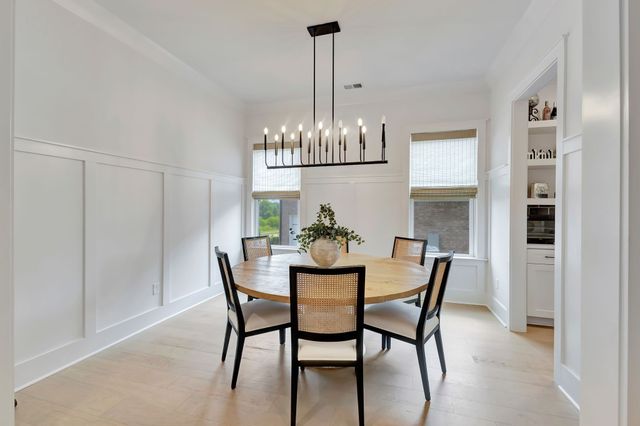 1016 Pine Creek Dr, Arrington, TN 37014