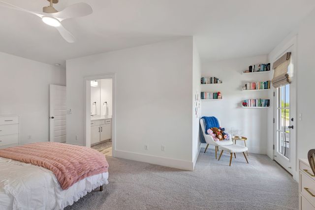 1016 Pine Creek Dr, Arrington, TN 37014