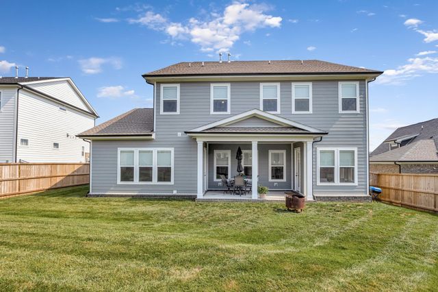 1016 Pine Creek Dr, Arrington, TN 37014