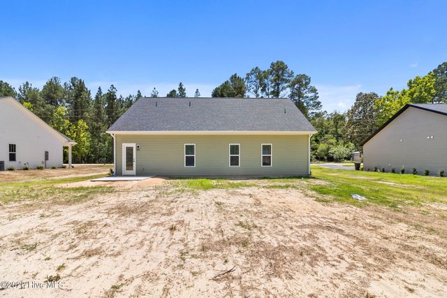 131 Merle Road, Pinebluff, NC 28373