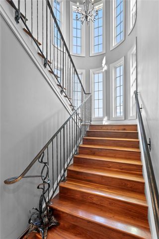 401 SNELL ISLE BOULEVARD NE, St Petersburg, FL 33704