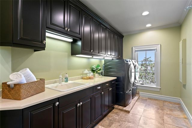 401 SNELL ISLE BOULEVARD NE, St Petersburg, FL 33704