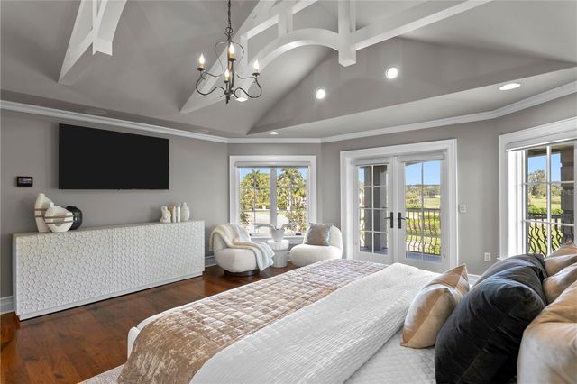 401 SNELL ISLE BOULEVARD NE, St Petersburg, FL 33704